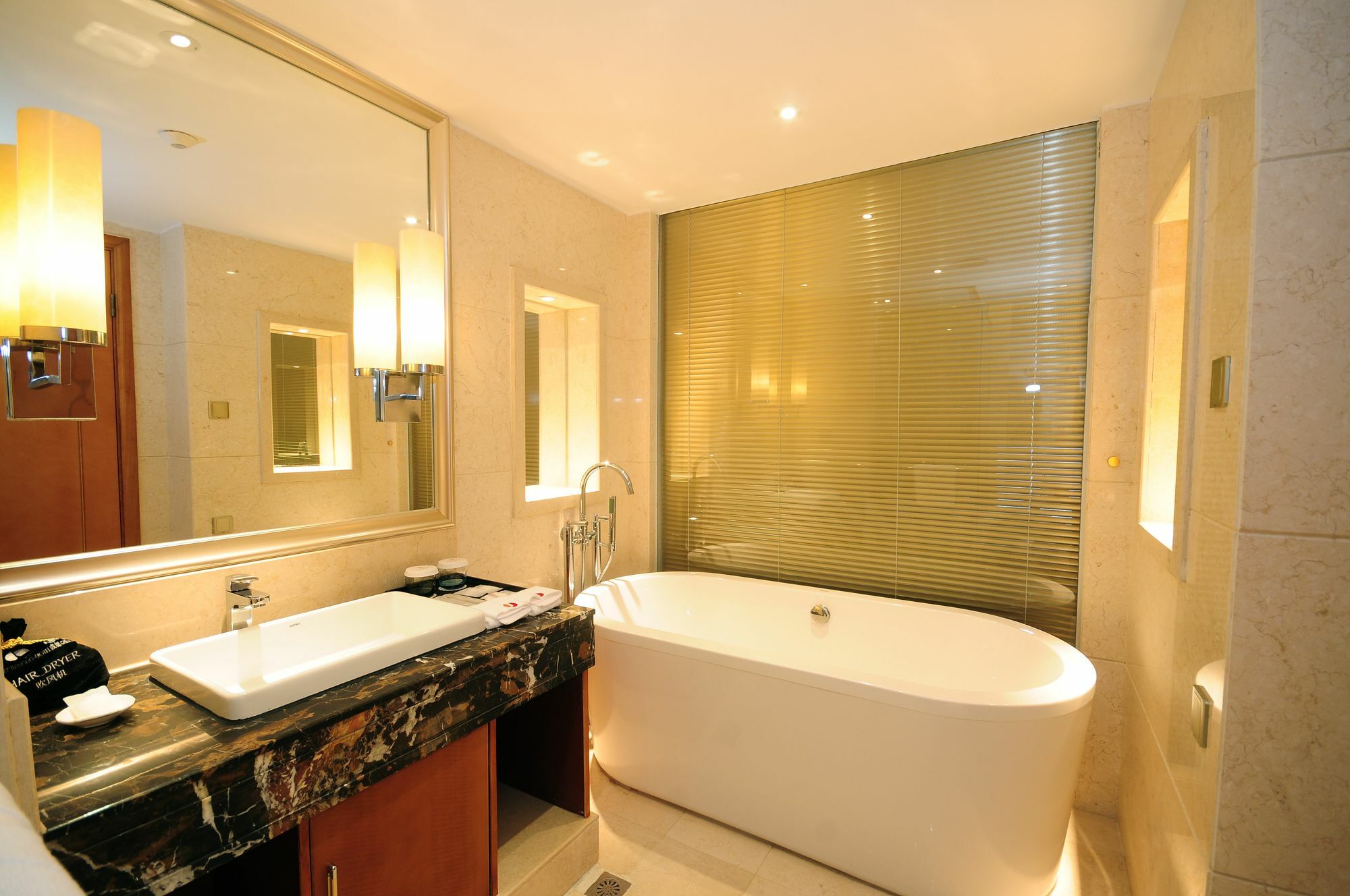 צ'נגדו Airport Jianguo Hotel מראה חיצוני תמונה